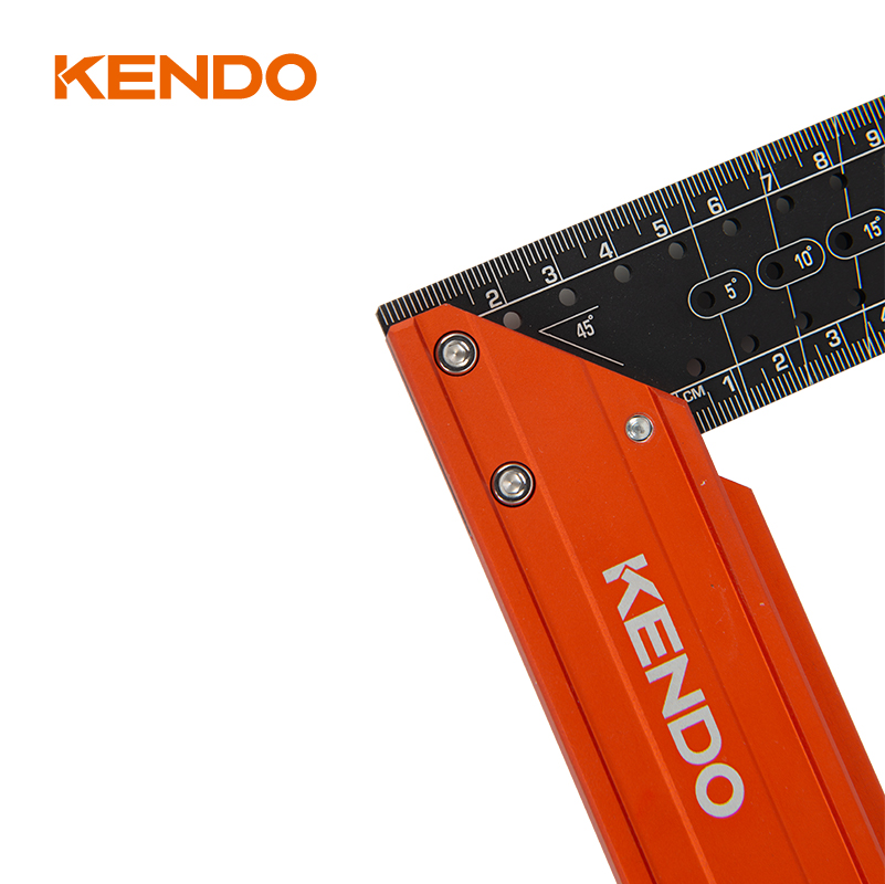 Многофункциональный квадрат