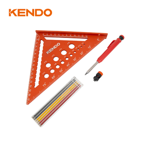 Набор инструментов для деревообработки из 4 предметов