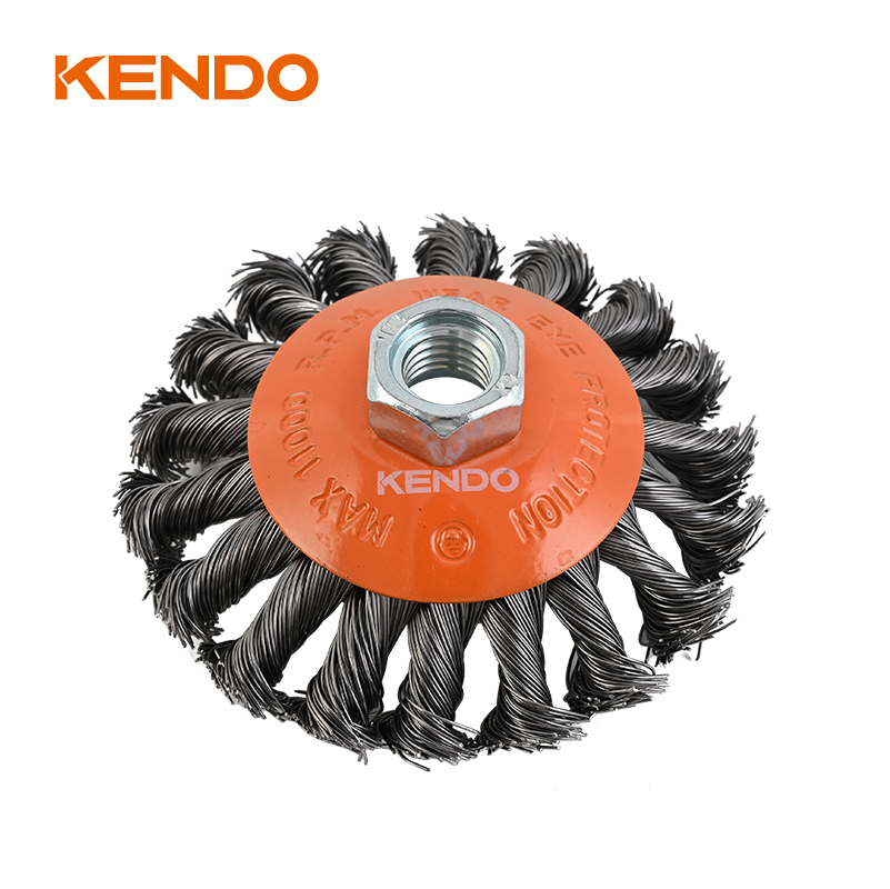 Коническая щетка, завязанная проволока